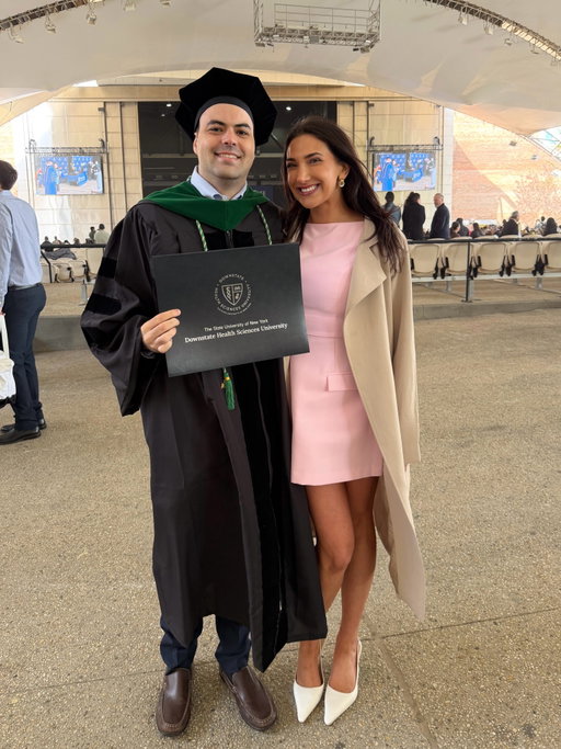 my fiancé is a doctor !!!!!!!!! couldn’t be more proud of u Ben ilysm