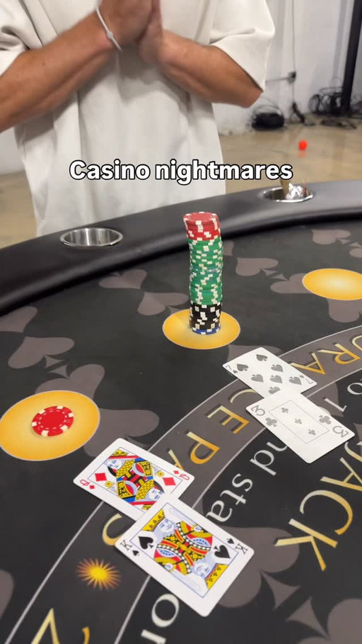 We have all been there 🥲

#casino #stream #blackjack #funny