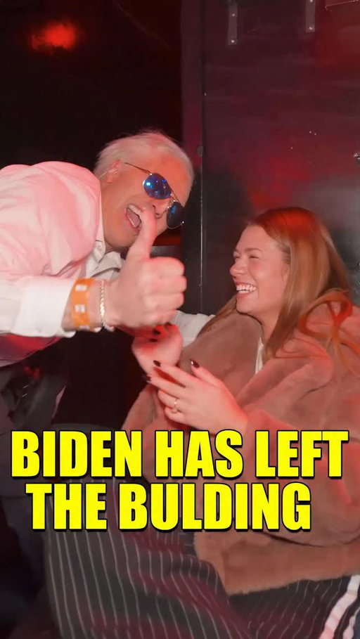 Joe Biden’s best exit🤣

FULL SPECIAL ON YOUTUBE🇺🇸

#standupcomedy #adamray #biden #song #president