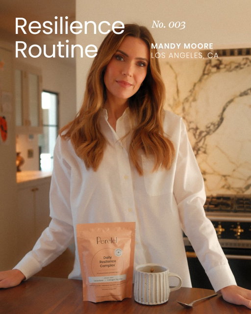 As a mom, no two days are ever the same. But the magic in the unknown is what builds resilience 🤍.
Swipe through to read my conversation with @perelelhealth about the routines that keep me grounded.