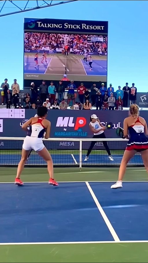 Remind me again, how good is @majorleaguep⁉️💥

January 2023, Mesa AZ

#Pickleball #PlayPickleball #ProPickleball #Tennis #PickleballAddicts