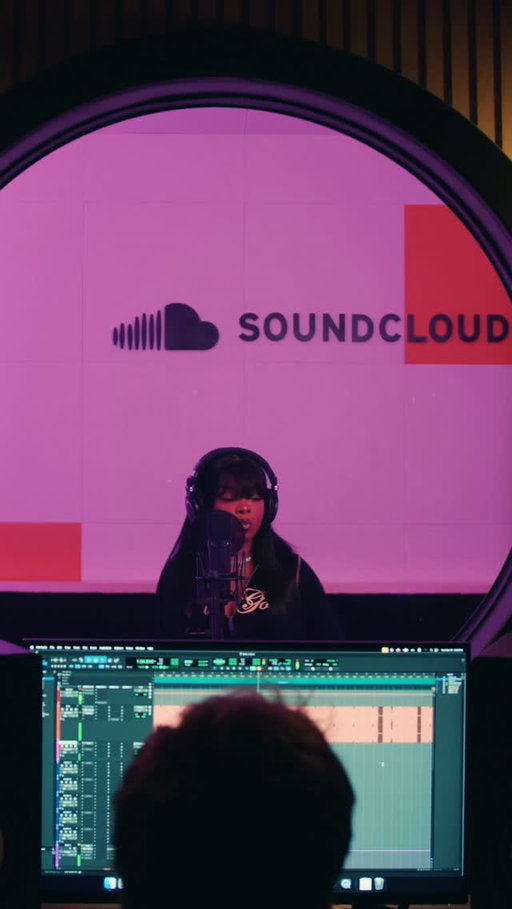 @lola.brooke girls stand up 🗣️🗣️ Watch her bring new energy into The Booth now at the link in bio.
