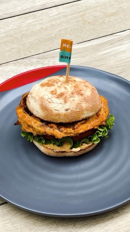 guess who’s back?🤭 #nandos