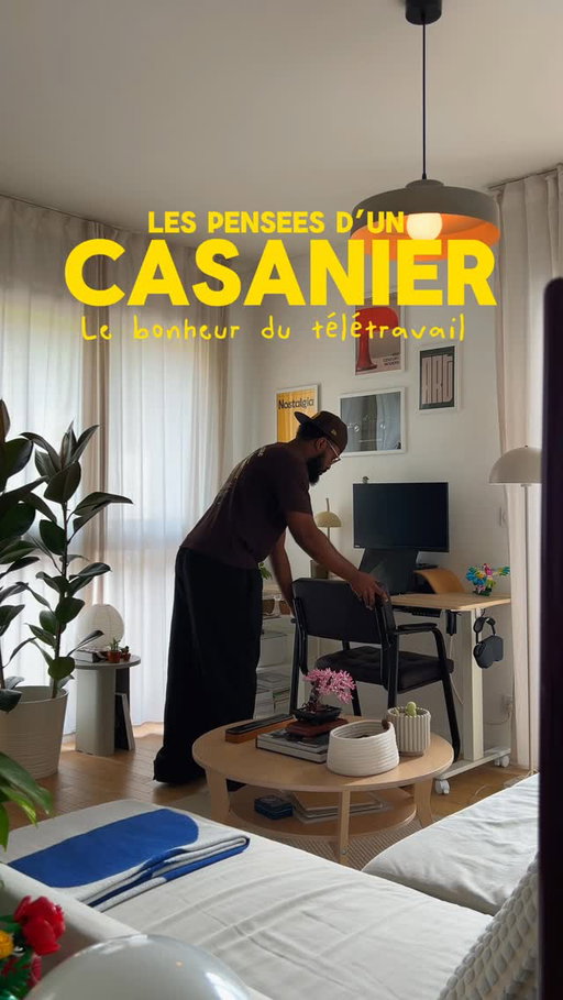 C’est tellement un luxe le télétravail que si on me supprime ce privilège je pense que je quitterai mon taff 😅
Et vous le télétravail vous en pensez quoi ? 
#teletravail #homedecor #cozyvibes #slowliving #interiordesign