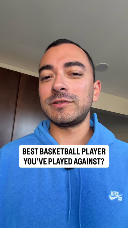 4th grade Jalen Brunson broke my ankles 😭 

Who is the best basketball player you’ve ever played against?

#NBA #basketball #jalenbrunson