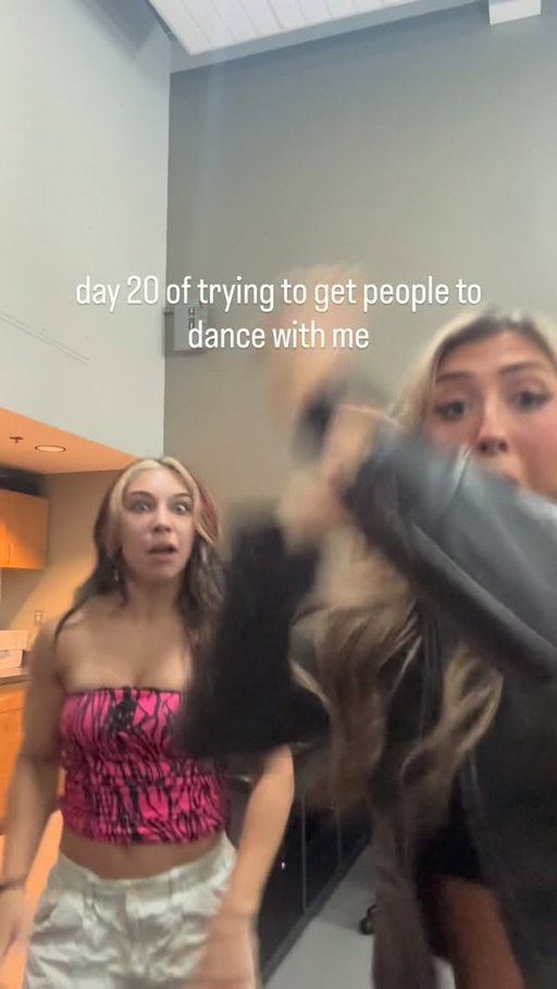 ✨
D evious 
A nd 
D angerous 
  DANCING