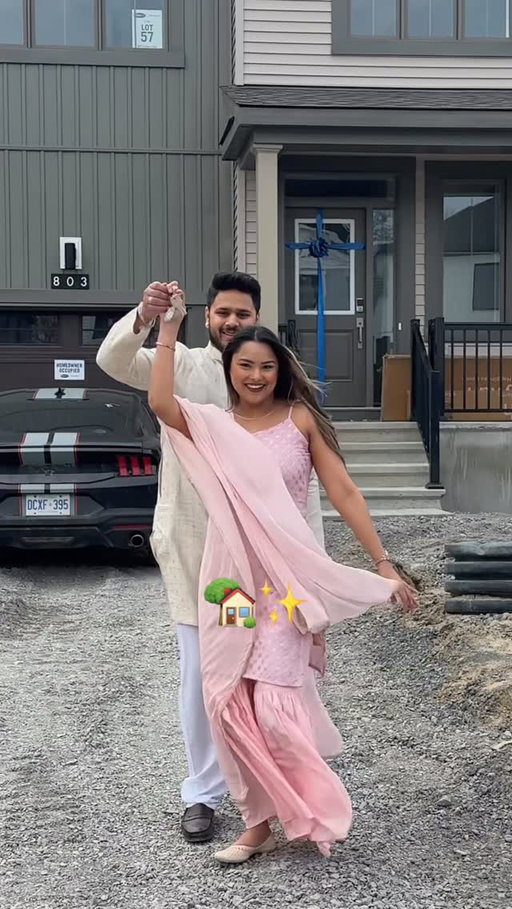 POV: you finally get the keys to your new place and everything suddenly feels real 🏡✨

Congrats to @khushixhardik on your new home!

#mattamyhomes #newhome