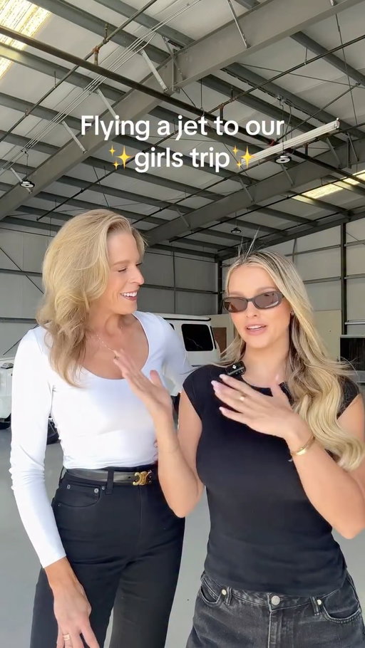 Adventures of pilot besties 👩‍✈️ @leahblefko @jetgirlstephanie 

#pilot #planes #aviation #bestfriends #girlboss
