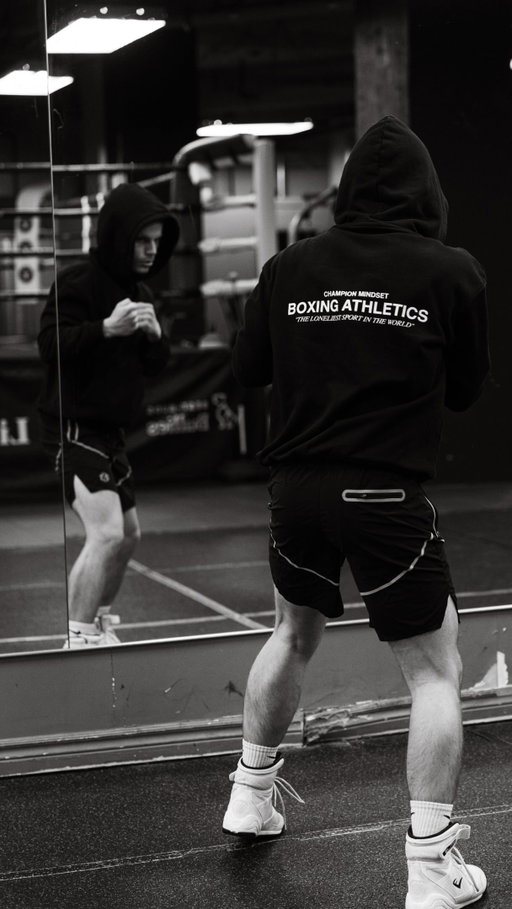 Win the war from within. June 4th Elegant war drops! 

Follow my journey building @chmpmdst a brand that represents the culture and mindset of boxing.
-
-
-
#boxing #boxeo #boxingtraining #boxinglifestyle #boxinglife
