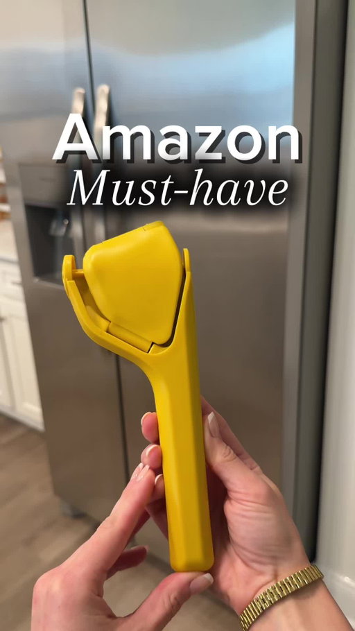 This lemon squeezer is a must-have! #amazon #amazonfinds