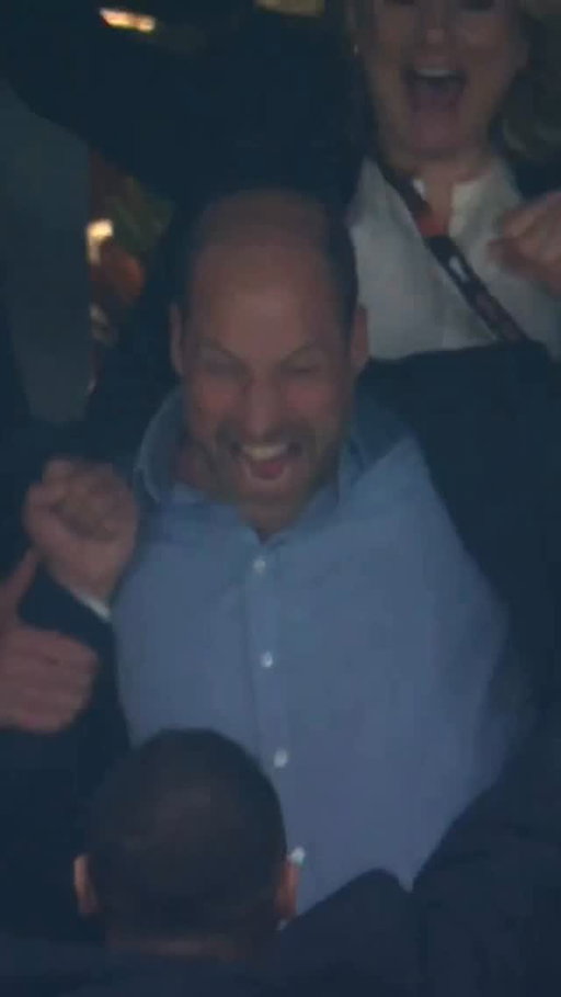 PRINCE WILLIAM ABSOLUTELY LOVES IT 👑