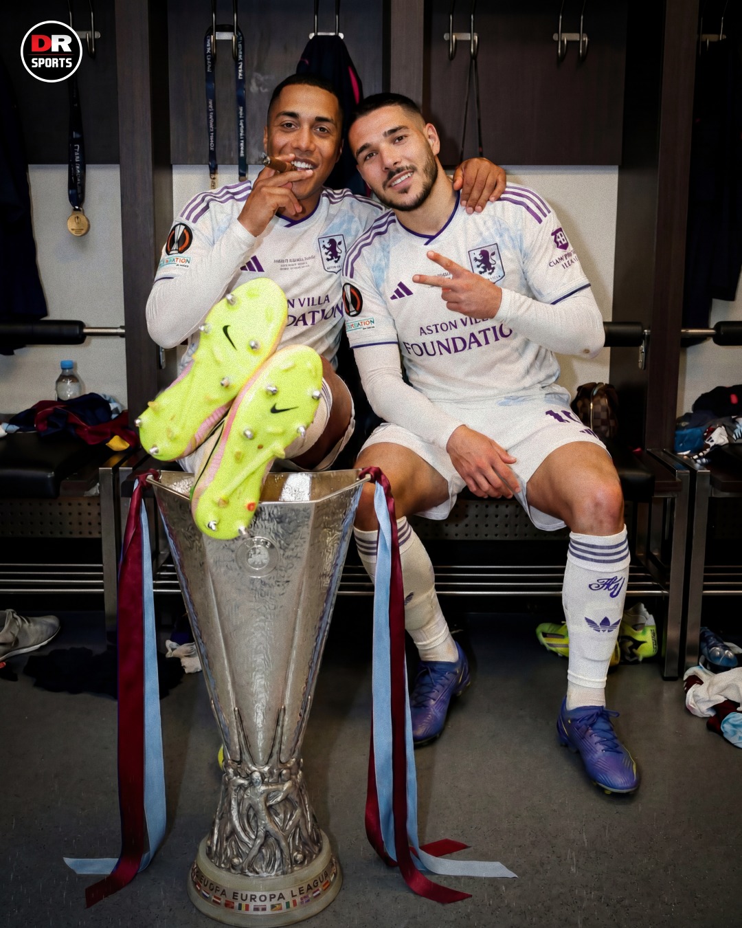 Aston Villa are the 2026 Europa League Winners! 🩵💜🏆

Villa claim their first European trophy since 1982! 💪

📸 @apetelligence 

#AVFC #AstonVilla #UELFinal