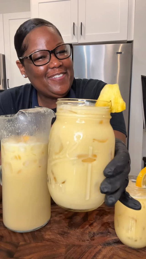 Creamy 
Inspo: @thesapor 🙏🏾❤️
Juice from 1/2 pineapple 
Juice from 10 lemons (leave 1 aside to garnish)
2 ripped mangos
1 can @eaglebrandmilk sweetened condensed milk
Top with approx 1 cup water 
*sugar to taste (this optional. I personally didn’t find it necessary)

#easyrecipe #drinkrecipes