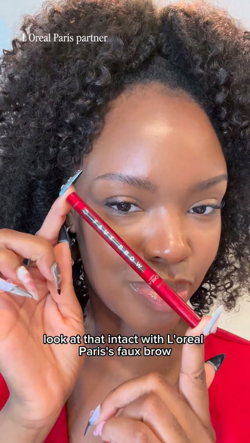Don't sweat off your brows this Summer! Use @lorealparis Faux Brow! #LOrealParisPartner #lorealparismakeup #perfectbrows #NaturalMakeup