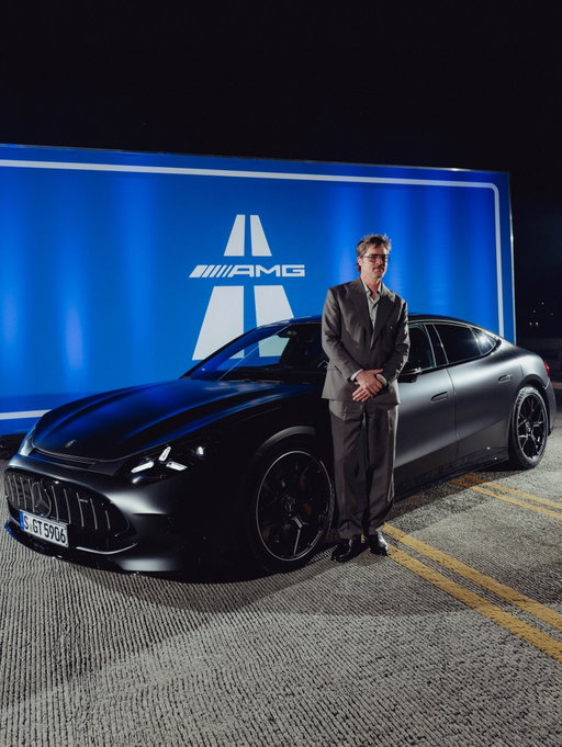 They said bring the Autobahn to the United States. No sooner said than done 🤝🛣️ 

#MercedesAMG #SOAMG #AMGGT

Filmed on closed roads with a professional driver. Do not attempt. 

Mercedes‑AMG GT 63 4-Door Coupé | combined energy consumption 21,0-17,9 kWh/100 km | combined CO₂ emissions 0 g/km | CO₂ class: A