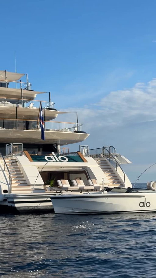 A glimpse into summer aboard the ALO Voyage on the Côte d’Azur.