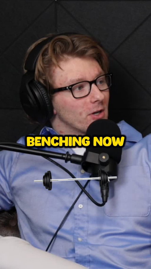 Is 225 a good bench press?