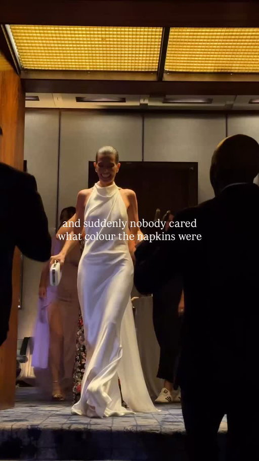 Gentle reminder to all our couples as we enter the height of wedding season — we hope you dance the night away. 🪩

Planner: @amandajuliaevents 
Venue: The Pool
Florals: @fleursdumois_nyc
Band: @45riots
Hair: @glamxdeana
Makeup: @artsiartistry 

——
#wedding #weddinginspo #nycwedding #weddingcontentcreator #weddingcontent wedding content creator, wedding content creation, New York City, Ottawa wedding content creator, Vancouver wedding content creator