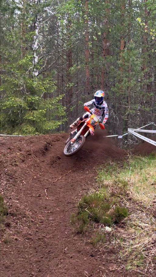@enduro_gp & @josepgarcia26 are back 🤘🇫🇮☔️