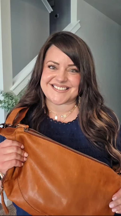 This gorgeous bag has officially become my everyday go-to 🤍

The Callie Sling by @laticoleathers is made with the softest full-grain leather, has the best side pockets for easy grab-and-go access, and somehow goes with literally everything.

It’s one of those timeless pieces that just gets better with time.

#LaticoLeathers
#LeatherHandbag
#SlingBag
#EverydayLuxury
#WhatsInMyBag