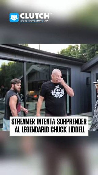 El streamer Georgio Poullas intentó sorprender a la leyenda de la UFC, Chuck Liddell, quien a sus 56 años le aplicó una llave de rodilla para terminar con la broma 😂