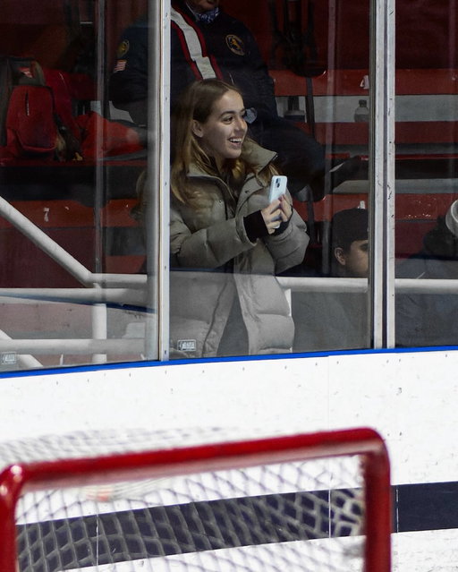 From Bolivia to rinkside at Varsity Arena 🇧🇴🏒➡️💙
 
What started as watching hockey on TV with family and friends has turned into telling the stories behind the Varsity Blues men’s hockey team. Through her work study role, Julieta Prado Liebers has combined her passion for storytelling, sport and community, all while balancing a double major at U of T.
 
Read all about her work study journey in this week’s installment of Behind the Blues at varsityblues.ca