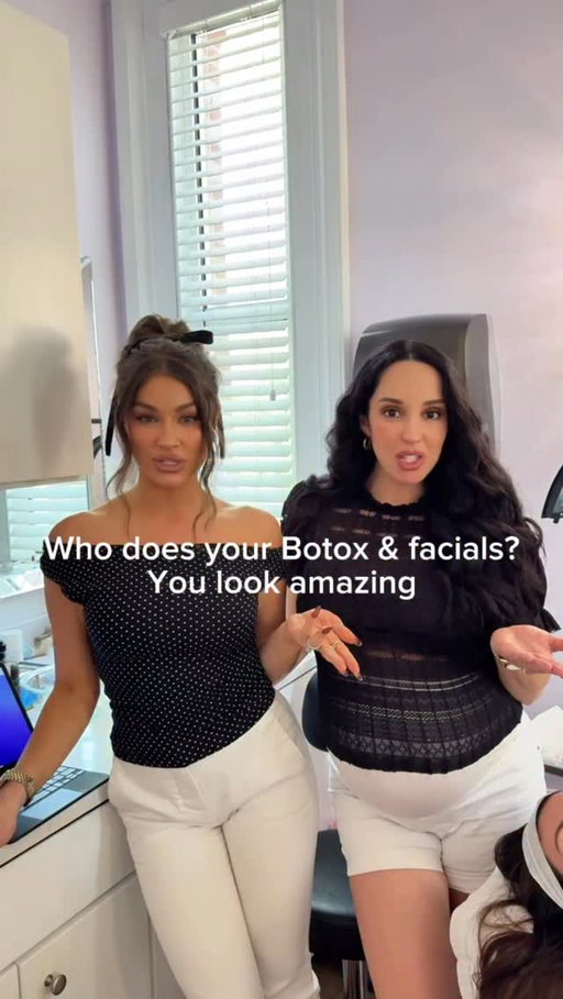 Oh yeah … that’s right @joellentiberi 😂🤍💉 

Doesn’t she look amazing ?! 🐰