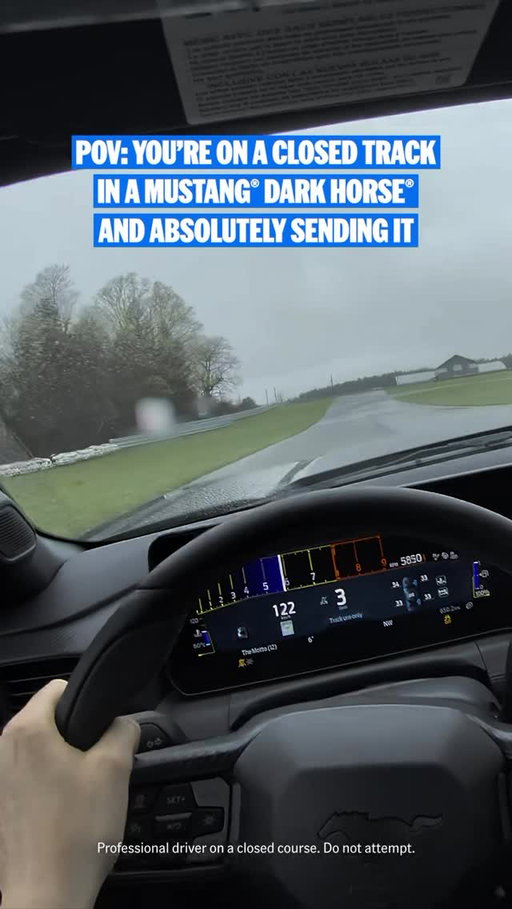 Closed track. Open throttle. 🏁 Feel the power of the Mustang® Dark Horse®. #FordCanada #Mustang 