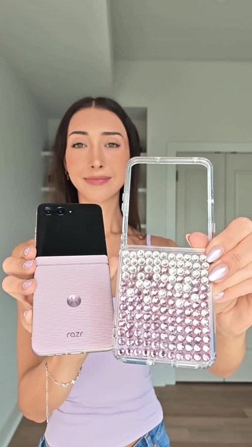 #MotorolaPartner It’s bedazzling time ✨ inspired by my new Violet Ice motorola #razr @motorolaus