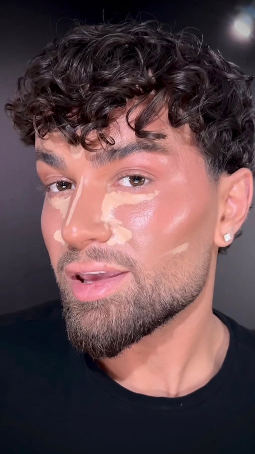 GIRL!!! IF YOUR BLUSH STILL LOOKS LIKE THIS… please lemme just help you 😭

@esteelauder double wear foundation 
@charlottetilbury beautiful skin cream bronzer
@hauslabs glassy pomelo cream blush
@hudabeauty faux filter concealer and easy bake loose powder 
@maccosmetics mineralized skin finished
@maccosmeticscanada cheeky chili and snob powder blush 
@charlottetilbury airbrush flawless powder 
@kosas powder brush

#makeup #makeupartist #beauty #beautyhacks makeuptutoria