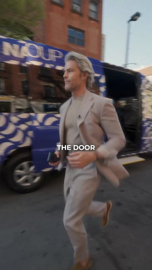 The most Williamsburg thing ever. Taking a private shuttle to public transportation 💁‍♂️