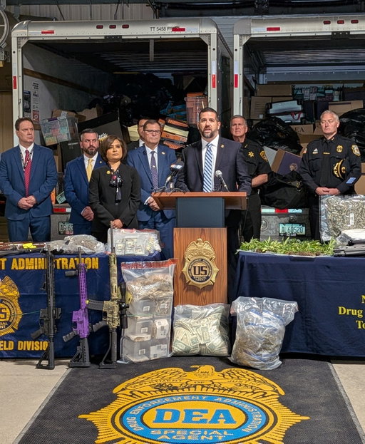 NEWS ALERT from @fbialbany: SAC Tremaroli was proud to join our federal and North Country #lawenforcement partners to announce the results of "Operation Weed Out," a joint operation that targeted three illegal unlicensed marijuana dispensaries in Massena. 

Thanks to all the incredible partners who provided invaluable assistance in this investigation. We look forward to the continued cooperation as we work together to keep our North Country communities safe.