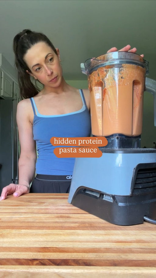 #GoodCulturePartner 3-ingredient hidden protein pasta sauce!! 

this was unbelievably good. @good_culture cottage cheese (14g protein per serving!) + cooked red lentils add protein AND fiber to a jar of marinara. 

comment “RECIPE” and I’ll send the full recipe, macros, and all my tips to your DMs, or grab it at graceelkus.com 🍝