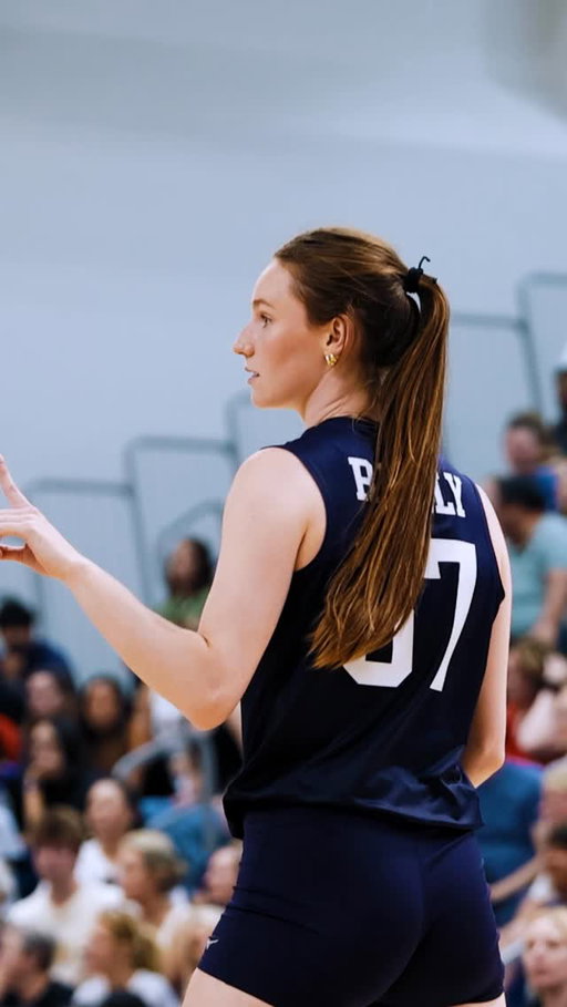 A dream come true 💭

Hear from @bergenreilly about her experience training with the U.S. Women’s National Team this summer! 🇺🇸

#USAVWNT