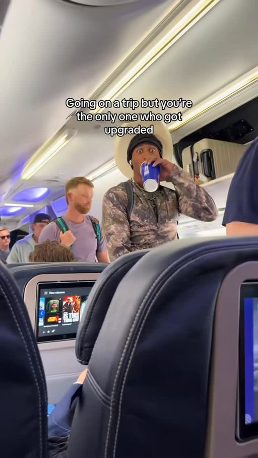 Don’t hate the player 

.

.

.

.

.

.

.

.

.
#travelproblems #vacation