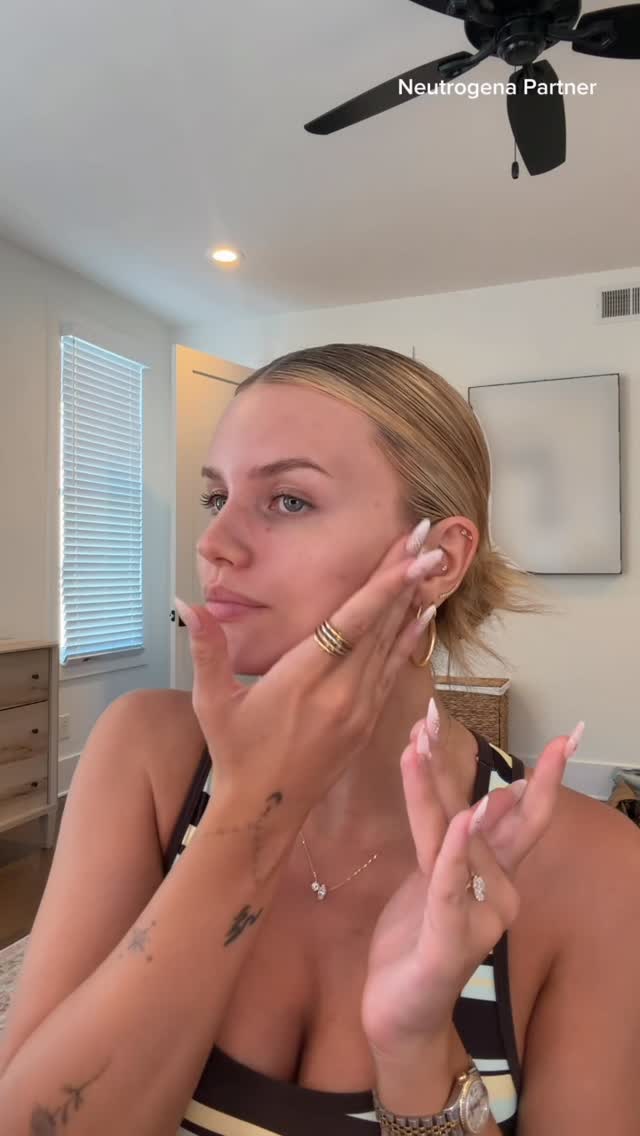 #neutrogenapartner My summer beauty hacks ahead of Miami Swim Week 🫶☀️ Buy @neutrogena on Amazon! #ultrasheerinvisiblegel