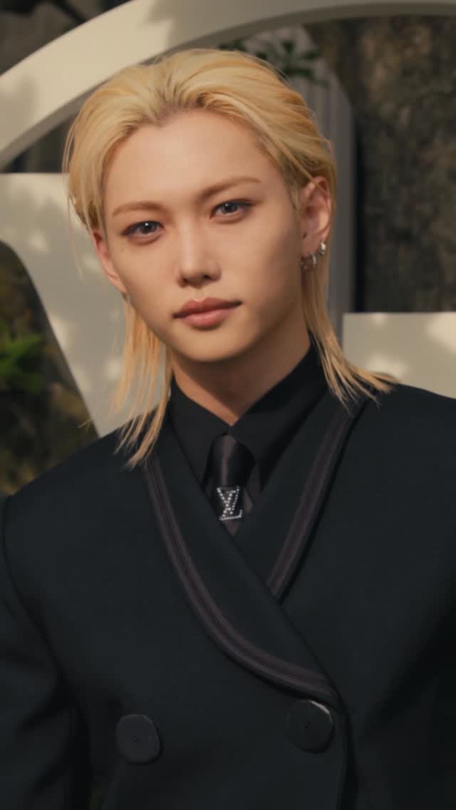 Cruise 2027 Show. House Ambassadors and friends of the House Felix, Anne Hathaway, Chase Infiniti, Cate Blanchett, Emily Blunt, Emily Alyn Lind, and Amy Adams attended the unveiling of @nicolasghesquiere’s new collection at The Frick Collection in New York City. Watch the full show via link in bio.

#LVCruise27 #NicolasGhesquiere #LouisVuitton