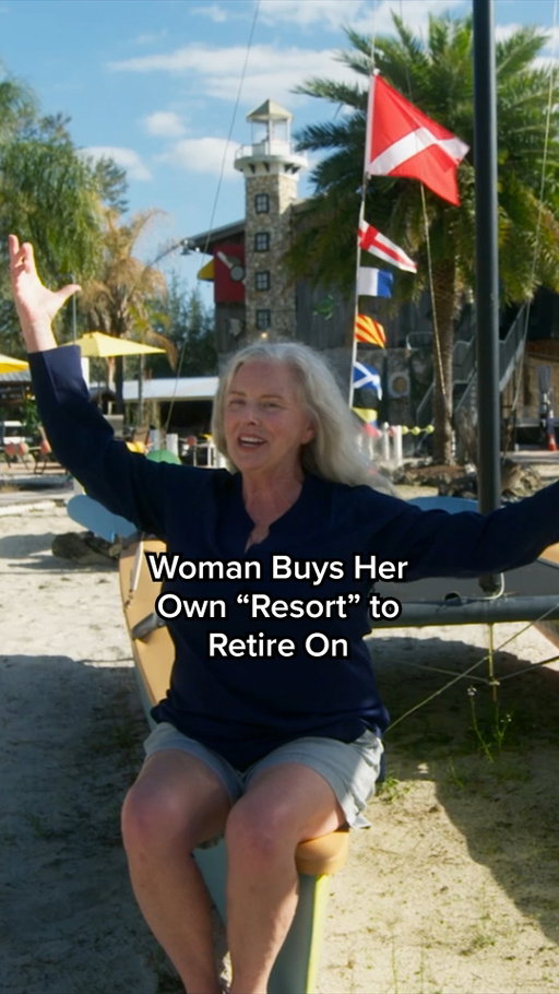 May we all have as beautiful a retirement as this diva.

See the full tour of Margo's maritime manor on tonight's new #ZillowGoneWild at 9:30|8:30c ⚓