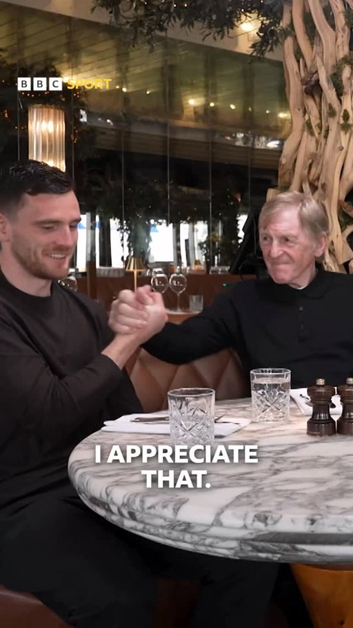Sir Kenny Dalglish’s message to Andy Robertson before his last Liverpool game ❤️