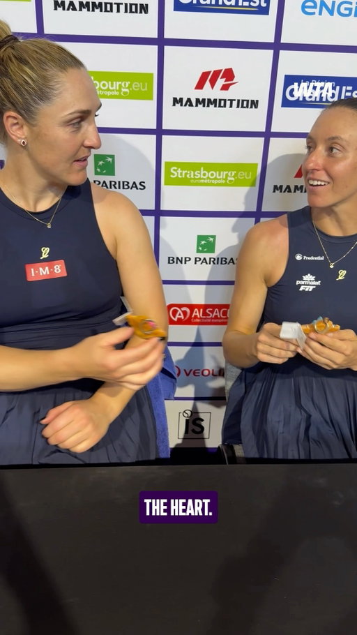 Adding to the collection 💚

The champions in Strasbourg were given a little extra something to take home 🙌

@gabydabrowski @luisastefani | #IS26
