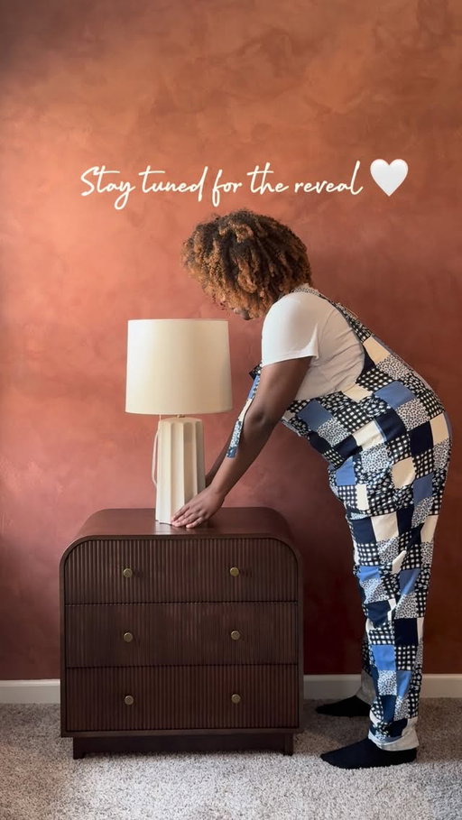 Red has never been a color I love designing with but everyone I know wants red. So why not go big and outfit the room with Limewash! Comment “Limewash” for Limewash tutorial. Loving the vibes! #coloratelier #limewash #roommakeover #homeimprovement #wayfairpicks