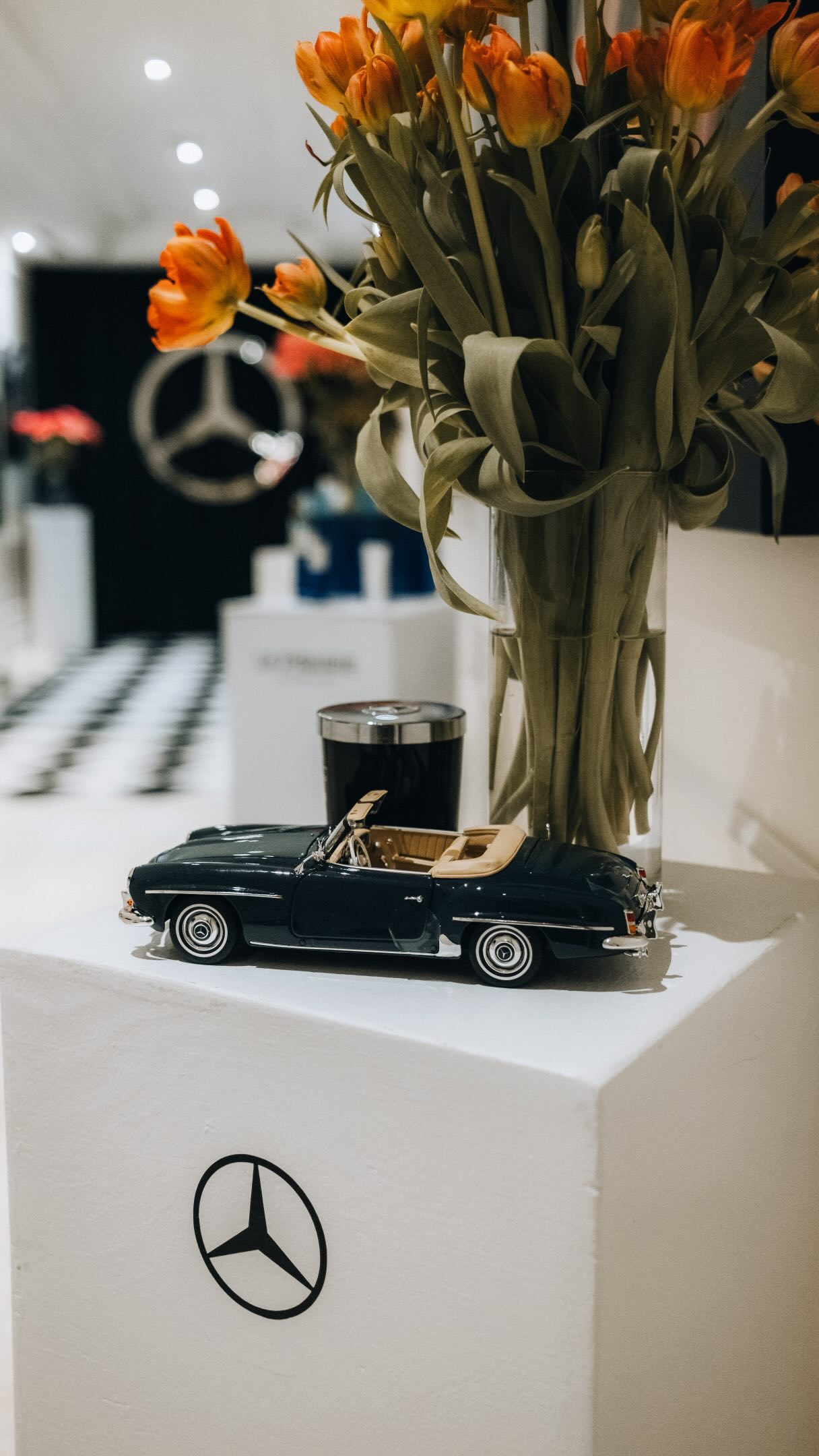 Where performance meets style. The Mercedes-Benz X Costigan Grand Prix Styling Suite helps guests look and feel their best on and off the track. 

@costigan.studio