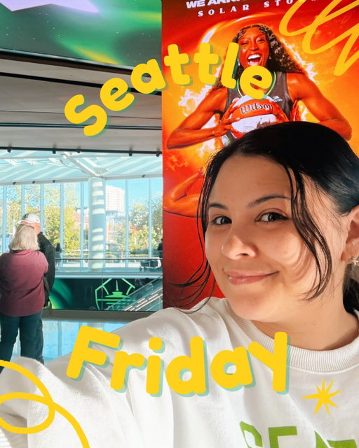 Seattle Friday recap ✨
☕️ @coffeeholichouse 
🍣 @yoroshikusea 
🍹 @the.sitting.room 
🏀 @seattlestorm