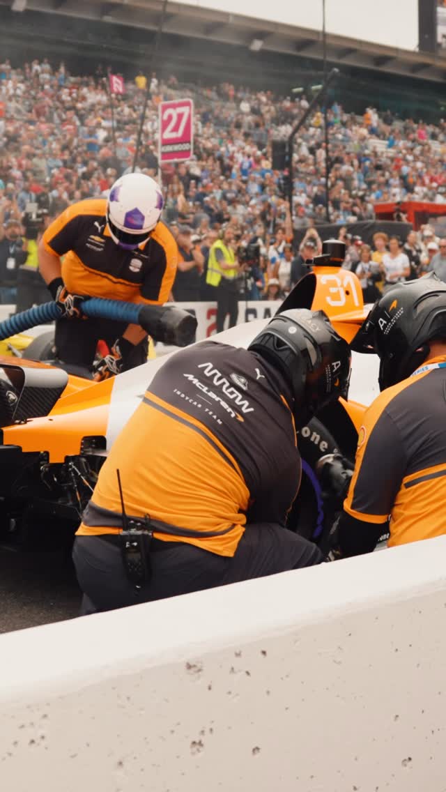 Changing the game. 

Members of our pit crew have joined the @arrowmclaren 31 team for tomorrow’s Indy 500.