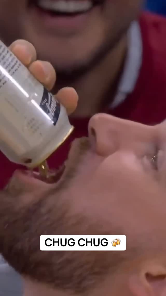 Travis Kelce enjoying himself at Game 3 of Cavs/Knicks