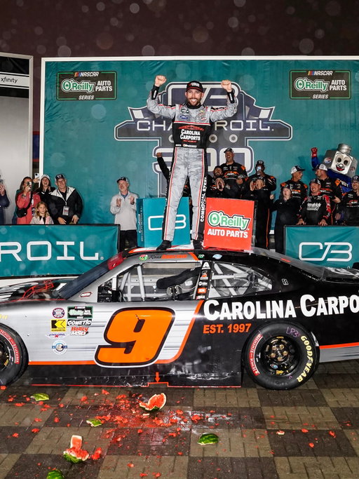 Smashed a watermelon and took a bow for KB 🍉❤️ 

Thank you to everyone at @jrmotorsports and @carolinacarportsincorporated for making this happen!! Two more shots to get another trophy tomorrow!