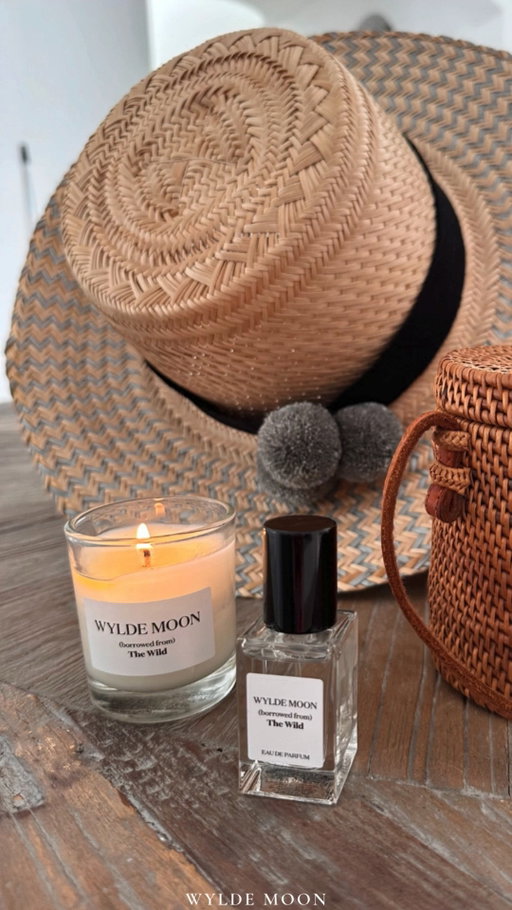 Your new travel non-negotiable. 🌙

The (borrowed from) The Wild Discovery Set: handbag-sized EDP and travel candle, small enough to pack, powerful enough to make anywhere feel like yours.

Because your sanctuary shouldn't stay at home.
Link in bio. ✨
