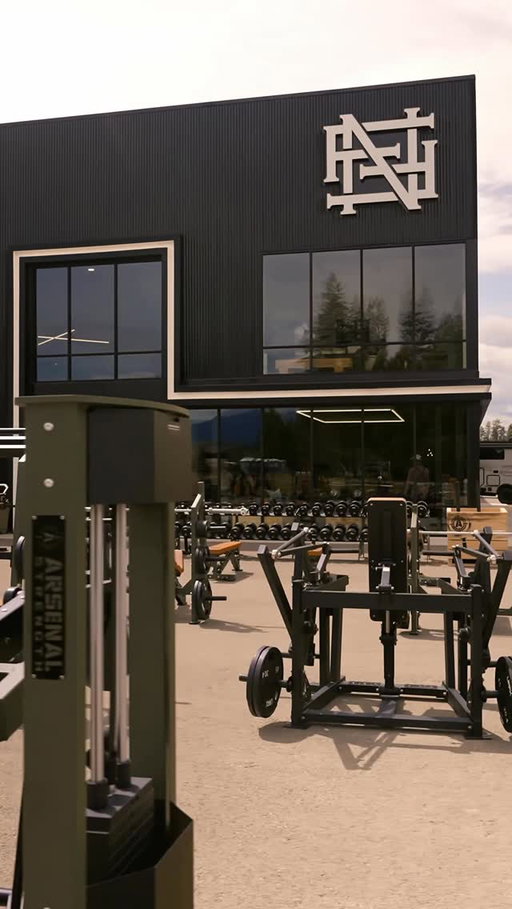The Gym Is Here. Day One Down. @Arsenal_strength x @FlagNorFail Get Outside Event. ⚡️

#ArsenalStrength #MastersOfStrength #StrengthEquipment