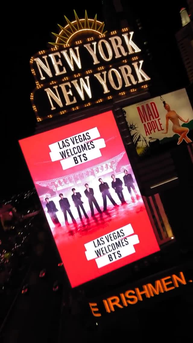 No one throws a welcome party like Las Vegas. ❤️ The city goes red for BTS THE CITY ARIRANG. 🥹🫰

#BTS_THECITY_ARIRANG #BTS_THECITY_ARIRANG_LASVEGAS