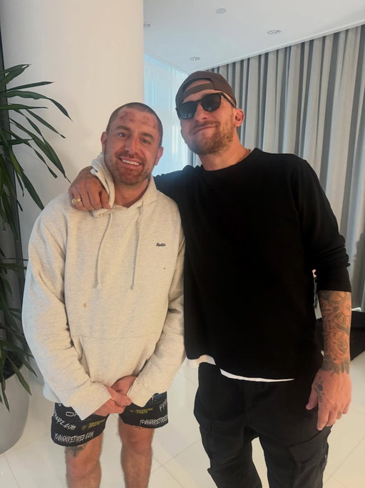Twp buddies just casually beating the shit out of each other. 
FYI @champagnepapi big fan. Had to try and get in his head. Nice win Johnny. Rematch would only happen because of the ref